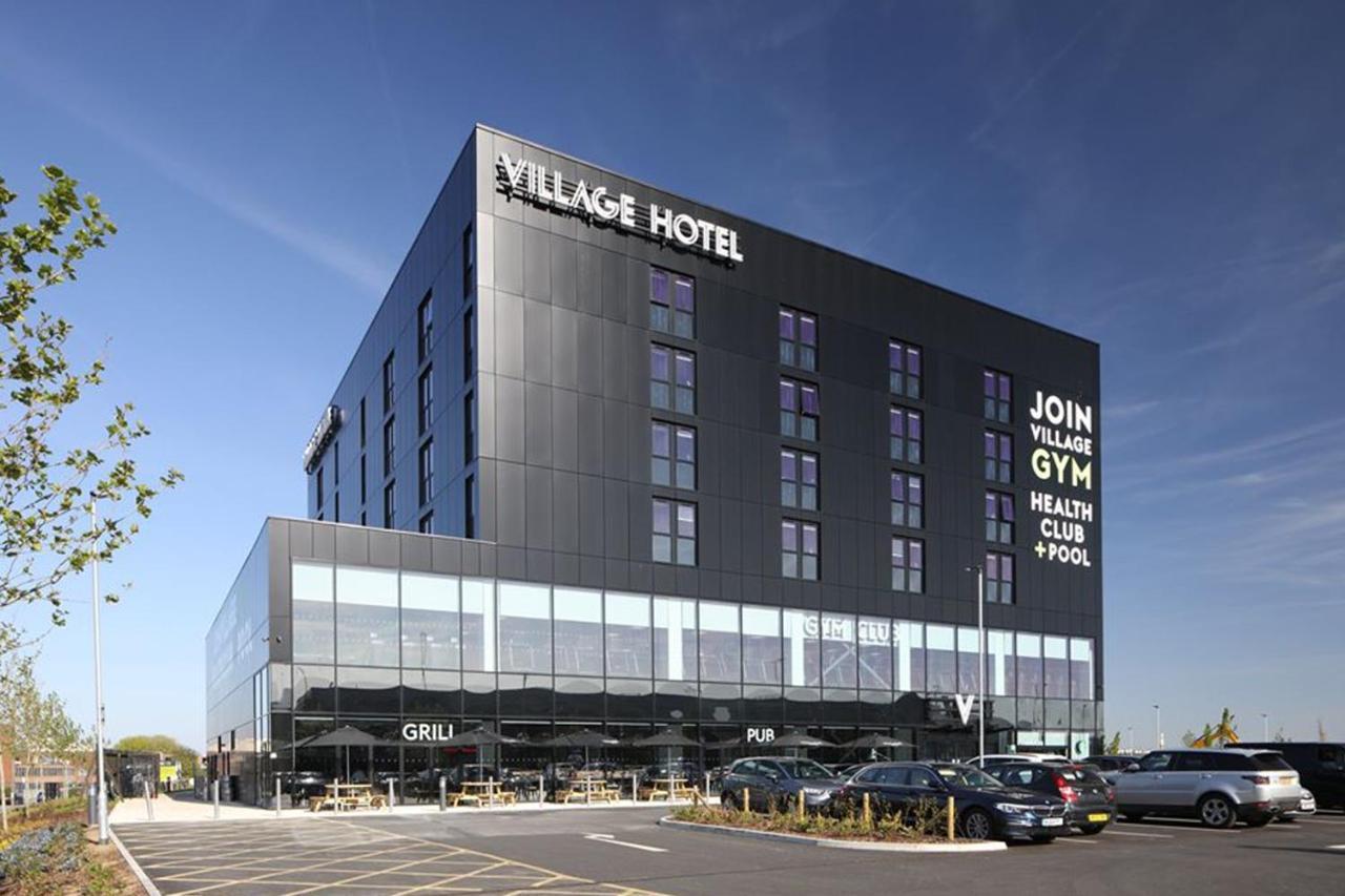 Village Hotel Southampton Eastleigh Exteriör bild