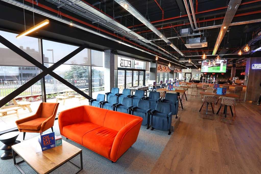 Village Hotel Southampton Eastleigh Restaurang bild